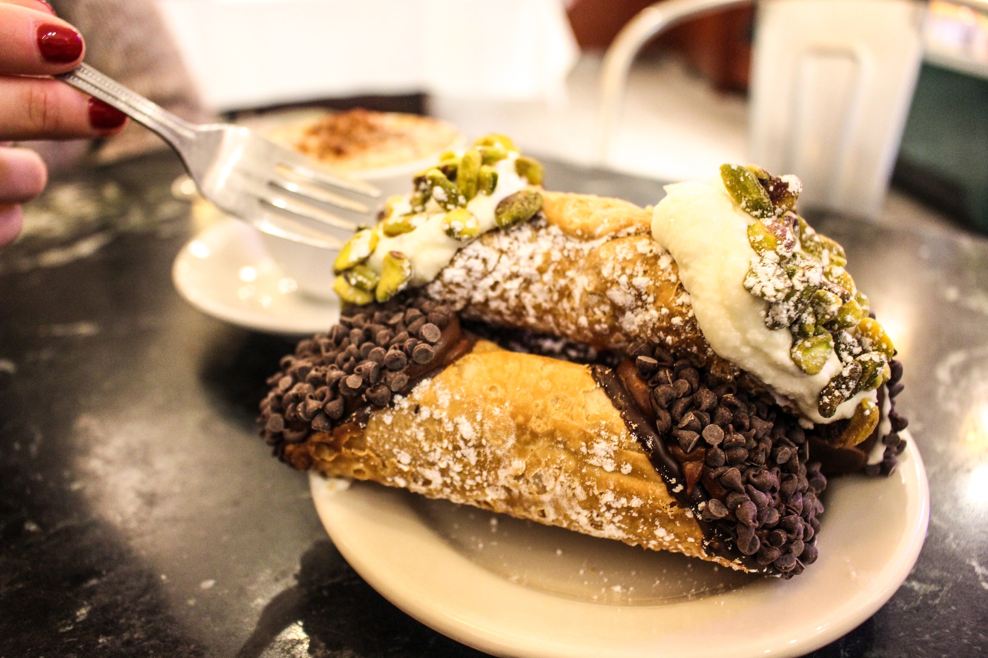 modern pastry cannoli, the-alyst.com