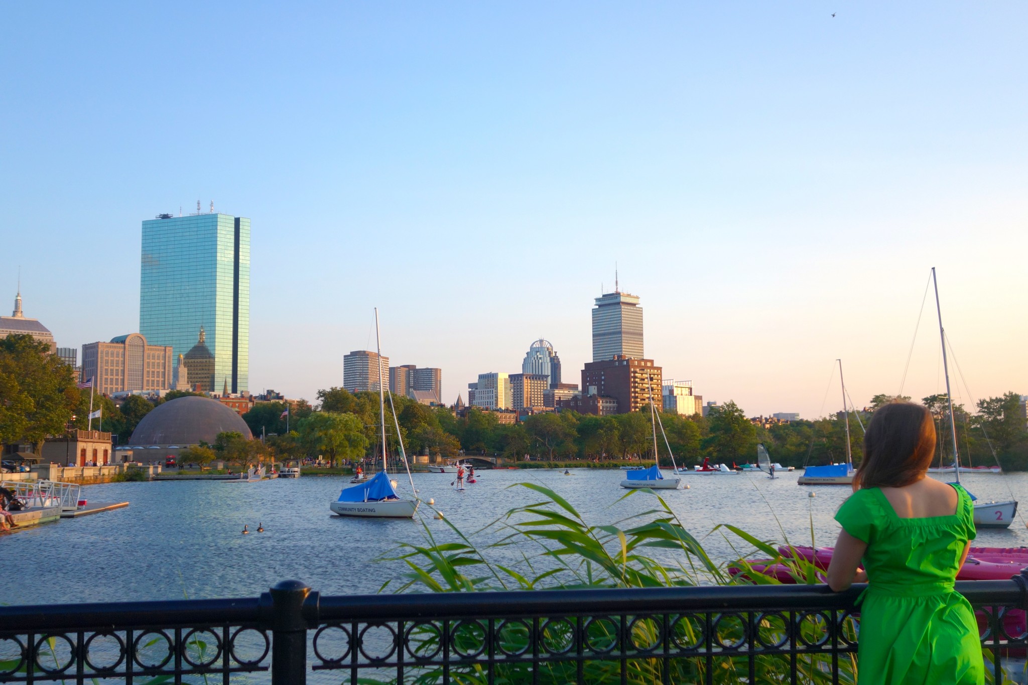 best places to watch the sunset in boston, charles river esplanade, the-alyst.com