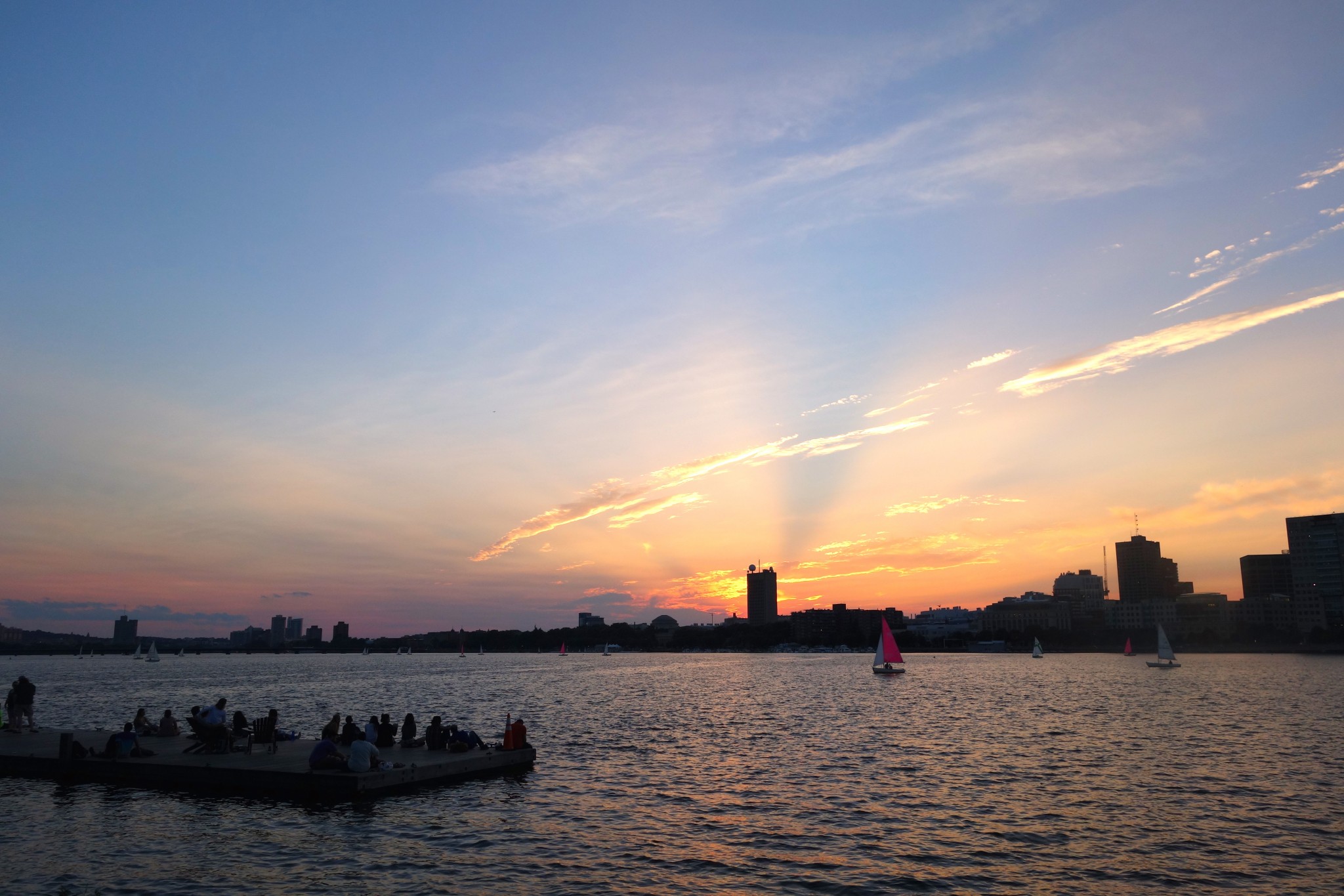 best places to watch the sunset in boston, charles river esplanade, the-alyst.com