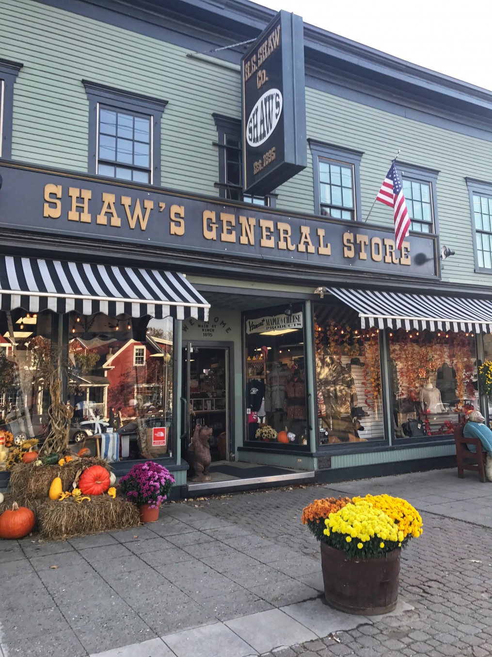 5 Things to Do in Stowe, Vermont in the Fall The ALyst A Bostonbased Lifestyle Blog by