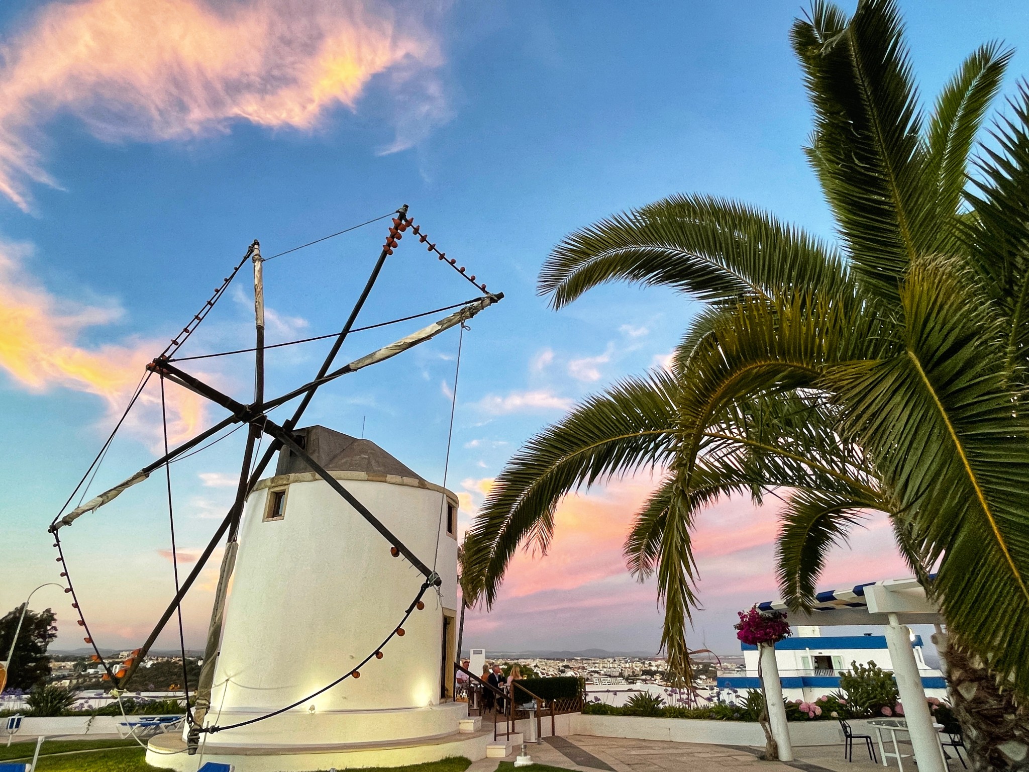the windmill restaurant, the algarve portugal, the-alyst.com